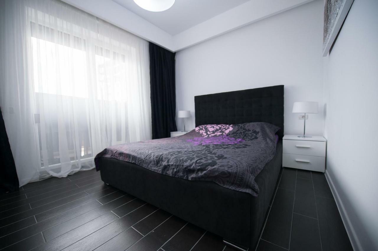 Apartel Black & White Navodari Ngoại thất bức ảnh